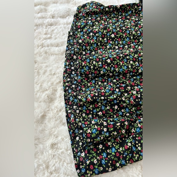 Doen Lisette Dress in Montpellier Floral - Picture 7 of 16